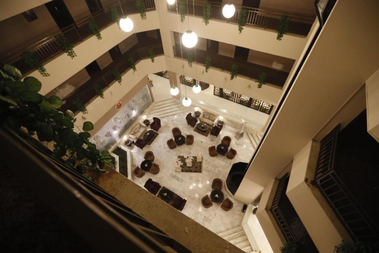 The Signature Hotel Amman Exterior photo