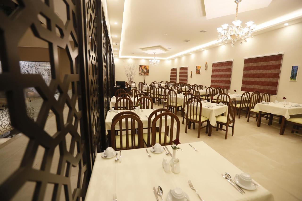 The Signature Hotel Amman Exterior photo